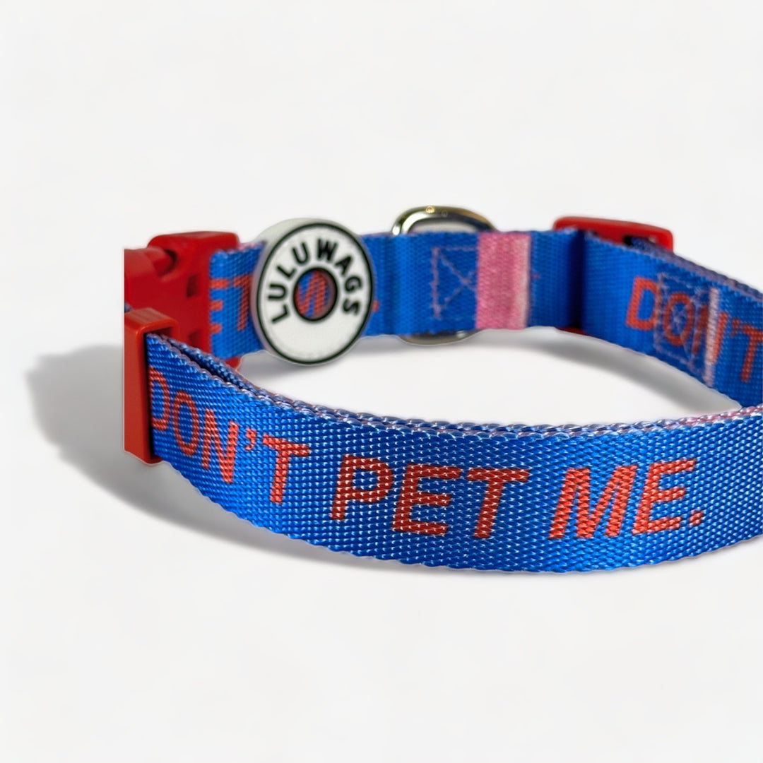 'Don't pet me' © Dog Collar